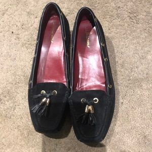 Small wedge suede loafers.